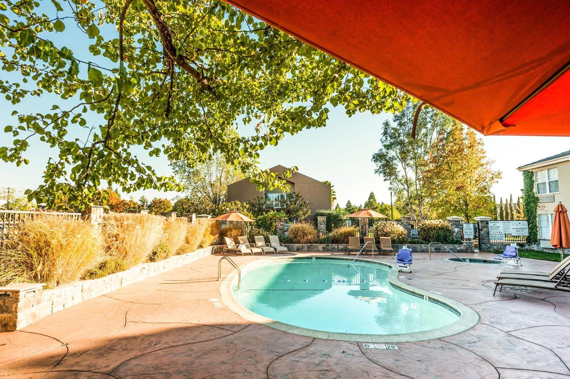 Hotel Indigo Napa Valley By Ihg Buitenkant foto