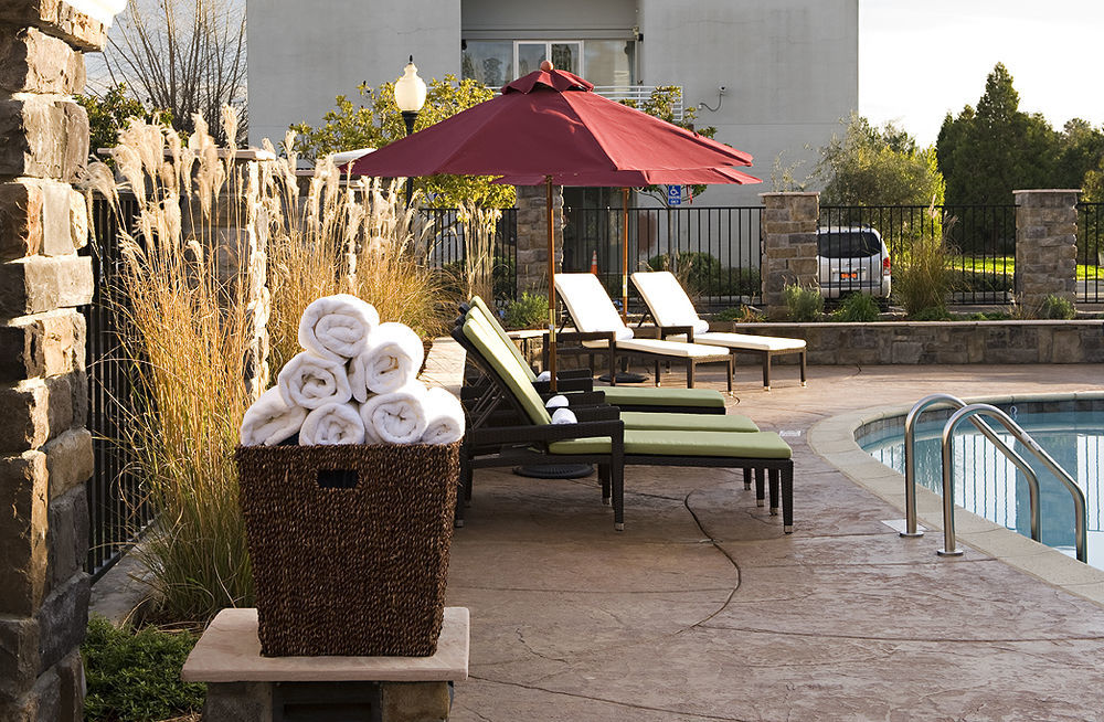 Hotel Indigo Napa Valley By Ihg Buitenkant foto